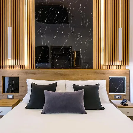 Bella Hotel 3*