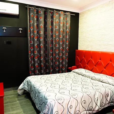 Bella 3* Naples