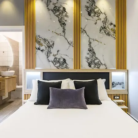 Bella Hotel Naples