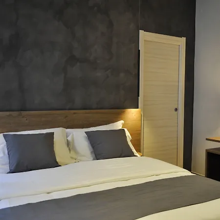 Bella Hotel 3*