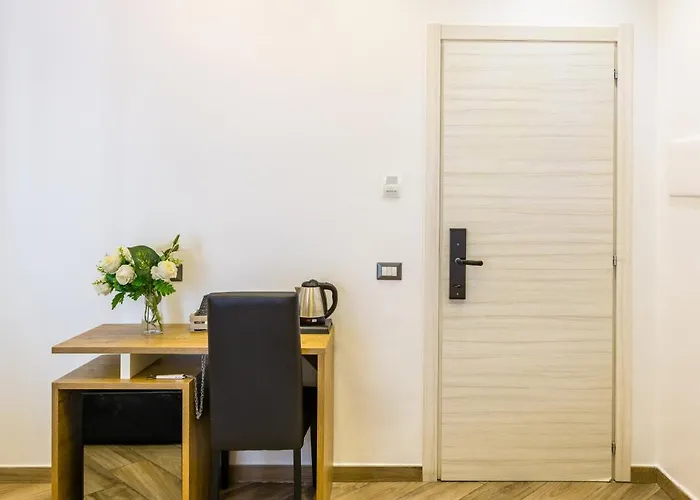 那不勒斯贝拉酒店