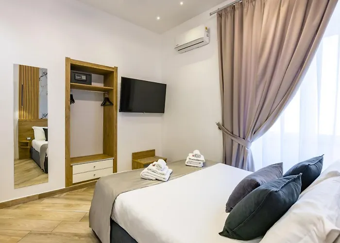 那不勒斯贝拉酒店 酒店