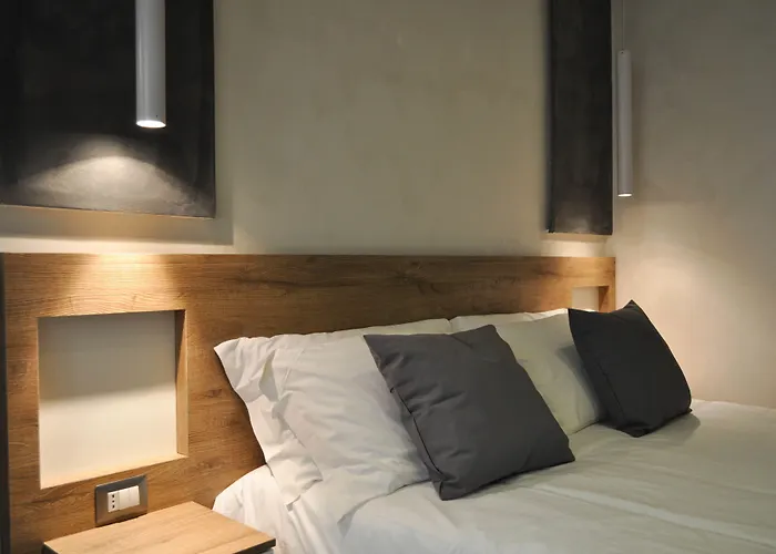 那不勒斯贝拉酒店 那不勒斯