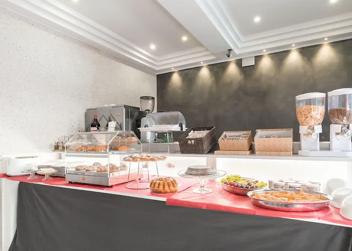 那不勒斯贝拉酒店 3*