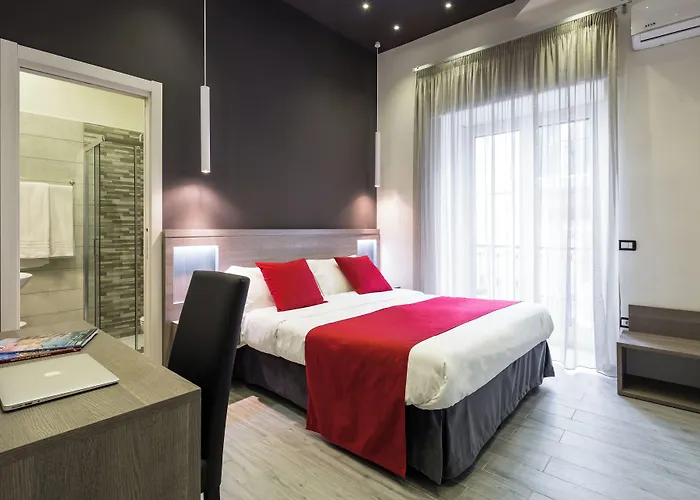 那不勒斯贝拉酒店 3*