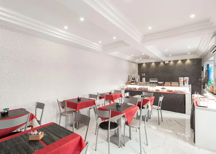 那不勒斯贝拉酒店 3*